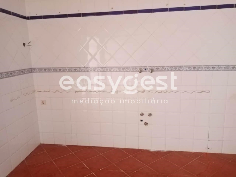 Moradia T2 para Venda em Idanha-A-Nova e Alcafozes Foto 4