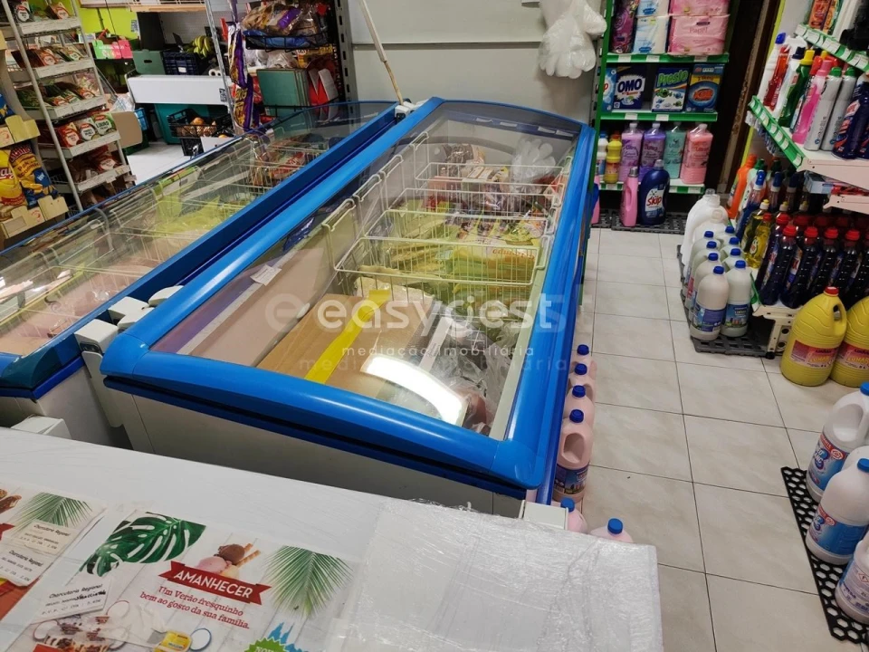 Loja para Venda em Alcains Foto 14