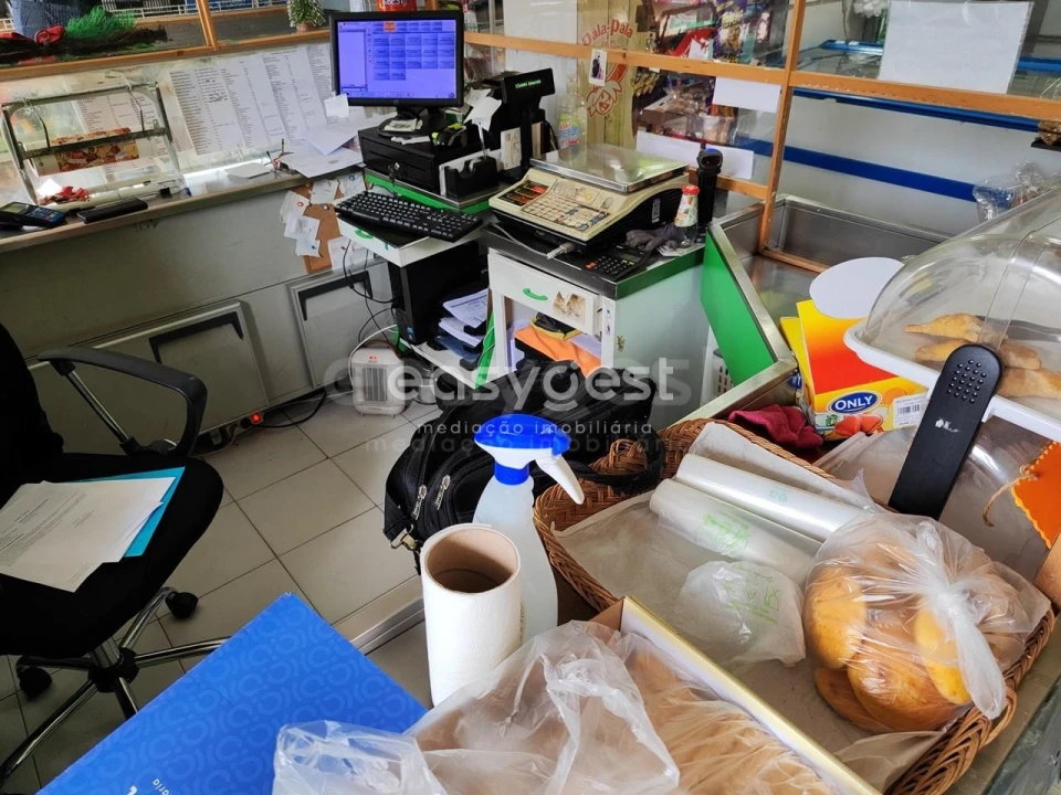 Loja para Venda em Alcains Foto 20