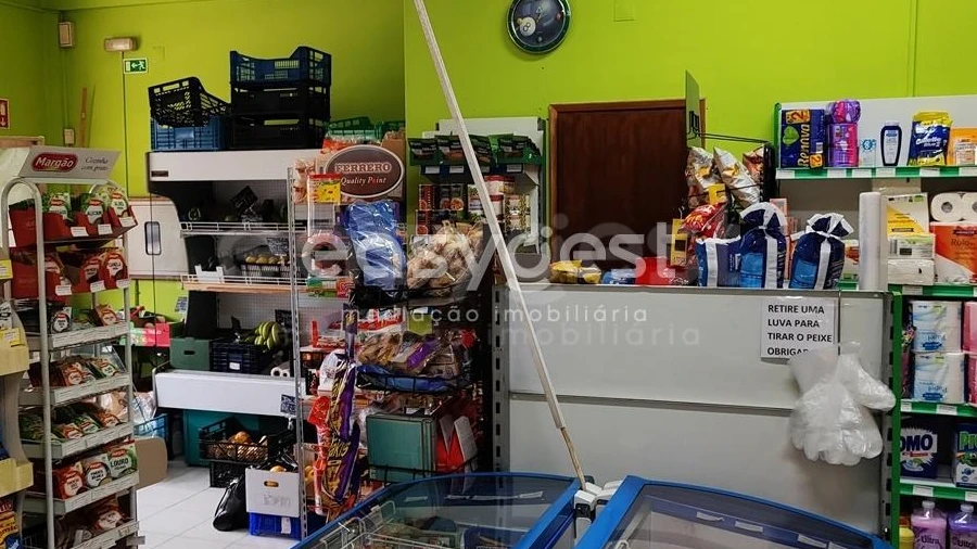 Loja para Venda em Alcains
