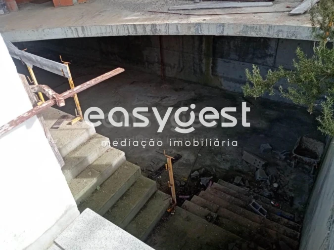 Loja para Venda em Fundão, Valverde, Donas, A. Joanes, A. Nova Cabo Foto 4