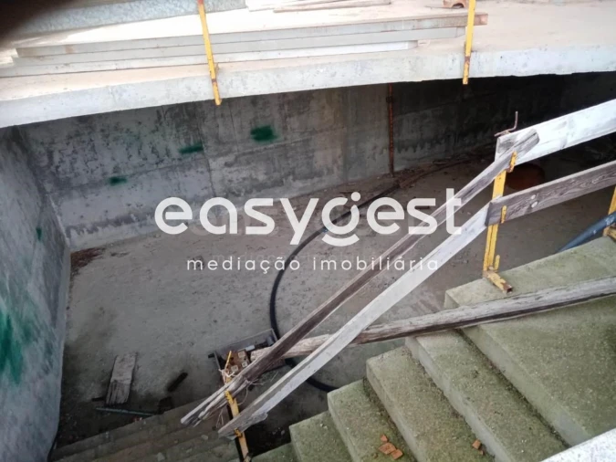 Loja para Venda em Fundão, Valverde, Donas, A. Joanes, A. Nova Cabo Foto 14