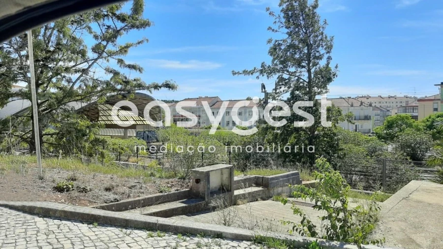 Terreno para Venda em Rio de Mouro Foto 11