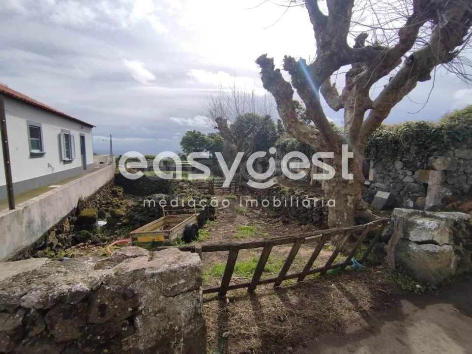 Moradia T3 para Venda em São Bartolomeu de Regatos Foto 7