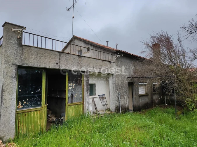 Moradia T5 para Venda em Sarzedas Foto 6