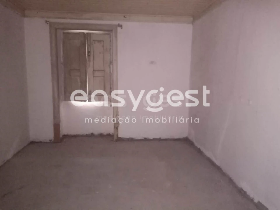 Moradia T5 para Venda em Cebolais de Cima e Retaxo Foto 11