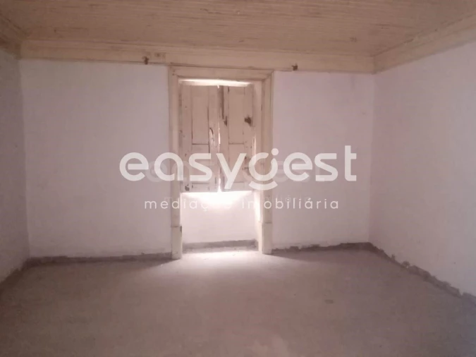 Moradia T5 para Venda em Cebolais de Cima e Retaxo Foto 10