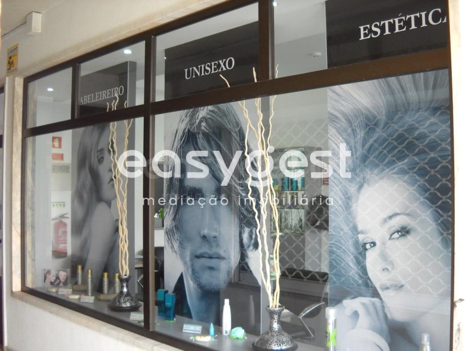 Loja para Venda em Algueirão-Mem Martins Foto 1