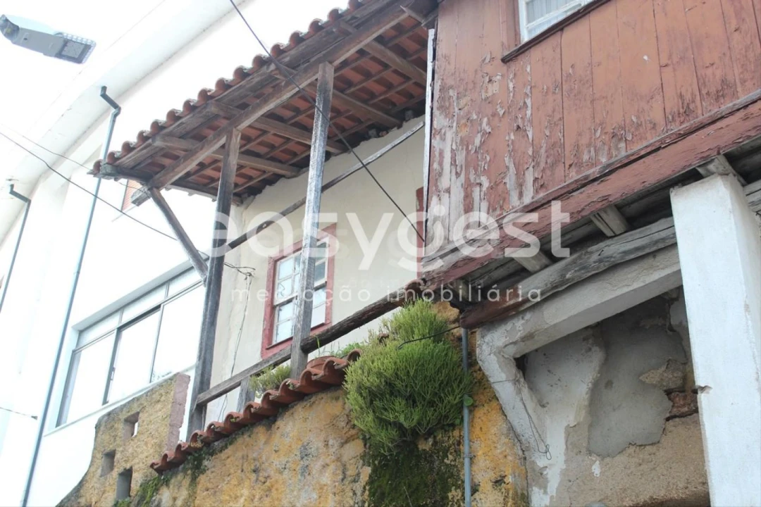 Moradia T2 para Venda em Tortosendo Foto 2