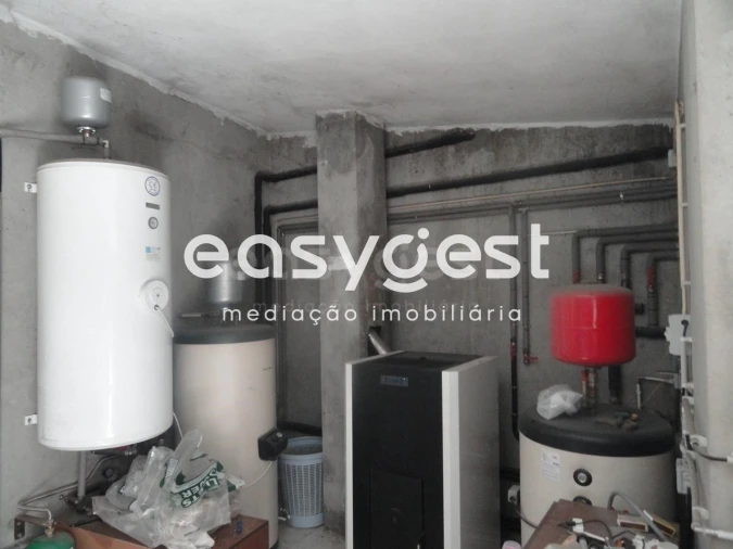 Negócio para Venda em Fundão, Valverde, Donas, A. Joanes, A. Nova Cabo Foto 22