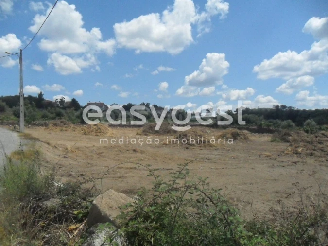 Terreno Misto para Venda em Peraboa