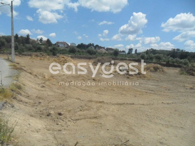 Terreno Misto para Venda em Peraboa Foto 3