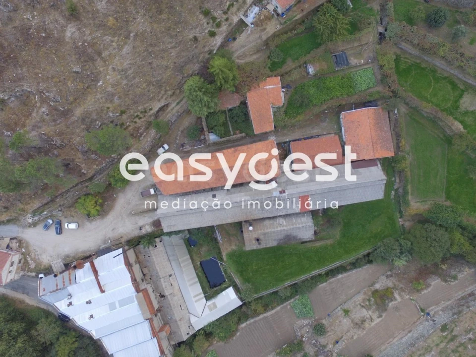 Armazém para Venda em Covilhã e Canhoso Foto 1