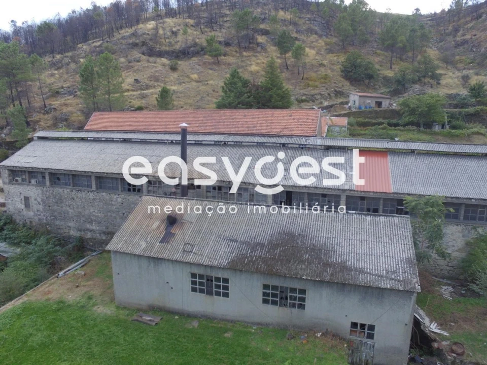 Armazém para Venda em Covilhã e Canhoso Foto 5