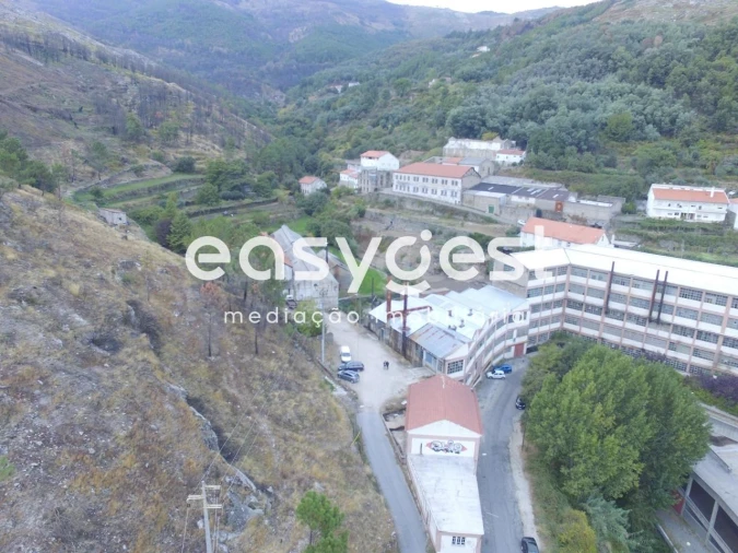 Armazém para Venda em Covilhã e Canhoso Foto 13