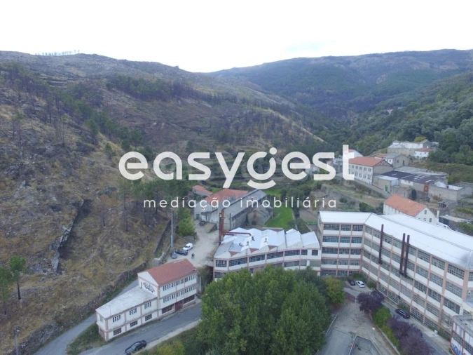 Armazém para Venda em Covilhã e Canhoso Foto 14