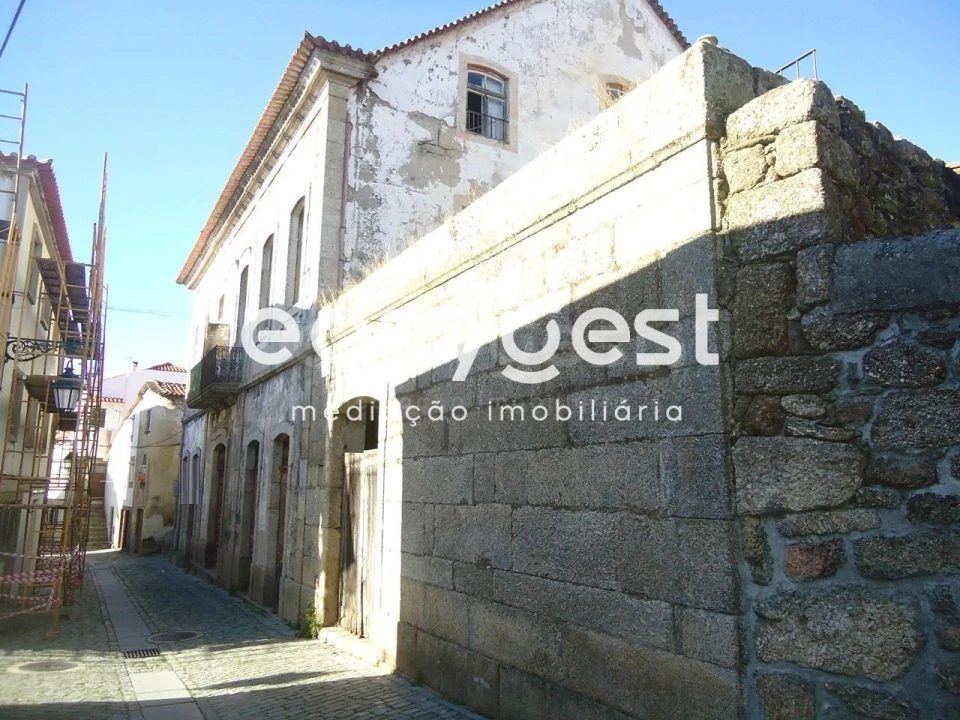 Moradia T5 para Venda em Teixoso e Sarzedo Foto 18