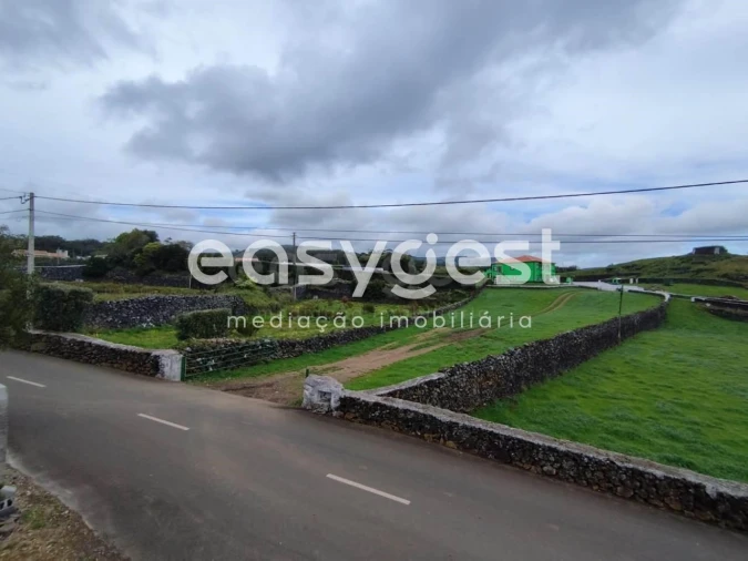 Terreno para Venda em São Mateus da Calheta Foto 11