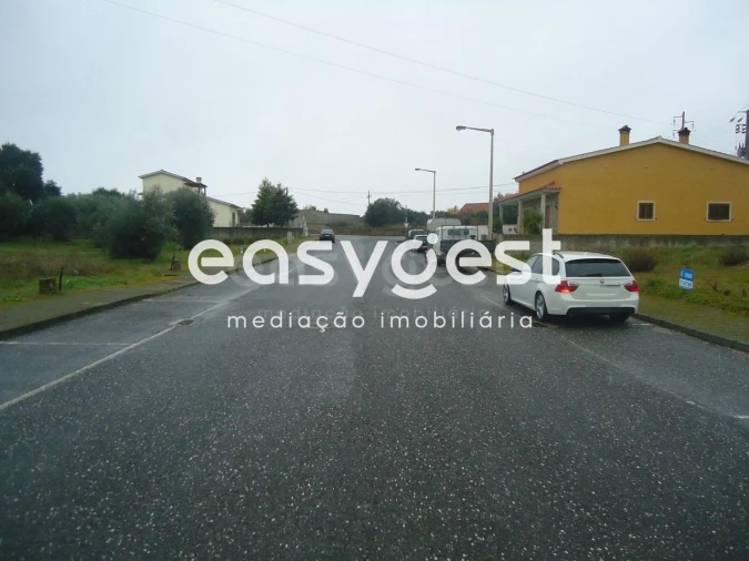 Terreno para Venda em Escalos de Cima e Lousa Foto 12