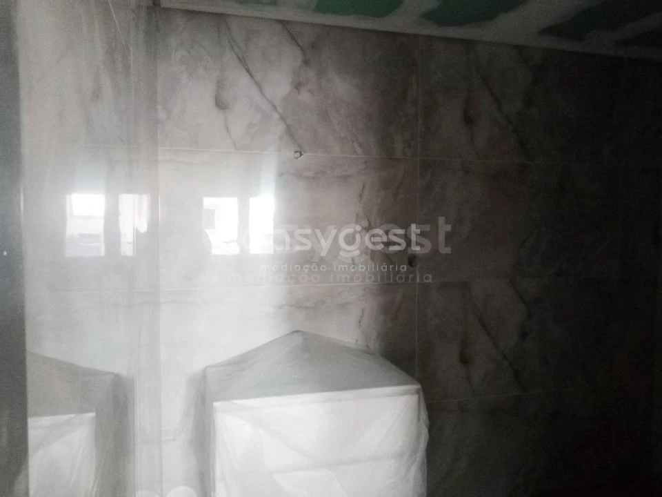 Apartamento T2 para Venda em Covilhã e Canhoso Foto 2