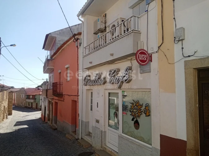 Prédio para Venda em Póvoa de Rio de Moinhos e Cafede Foto 1