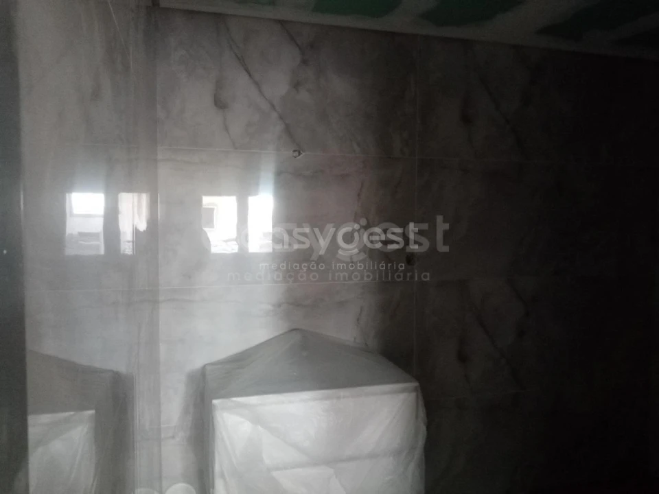 Apartamento T2 para Venda em Covilhã e Canhoso Foto 1