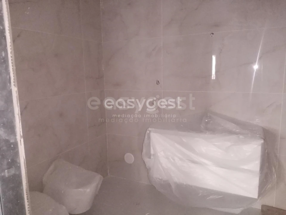 Apartamento T2 para Venda em Covilhã e Canhoso Foto 2