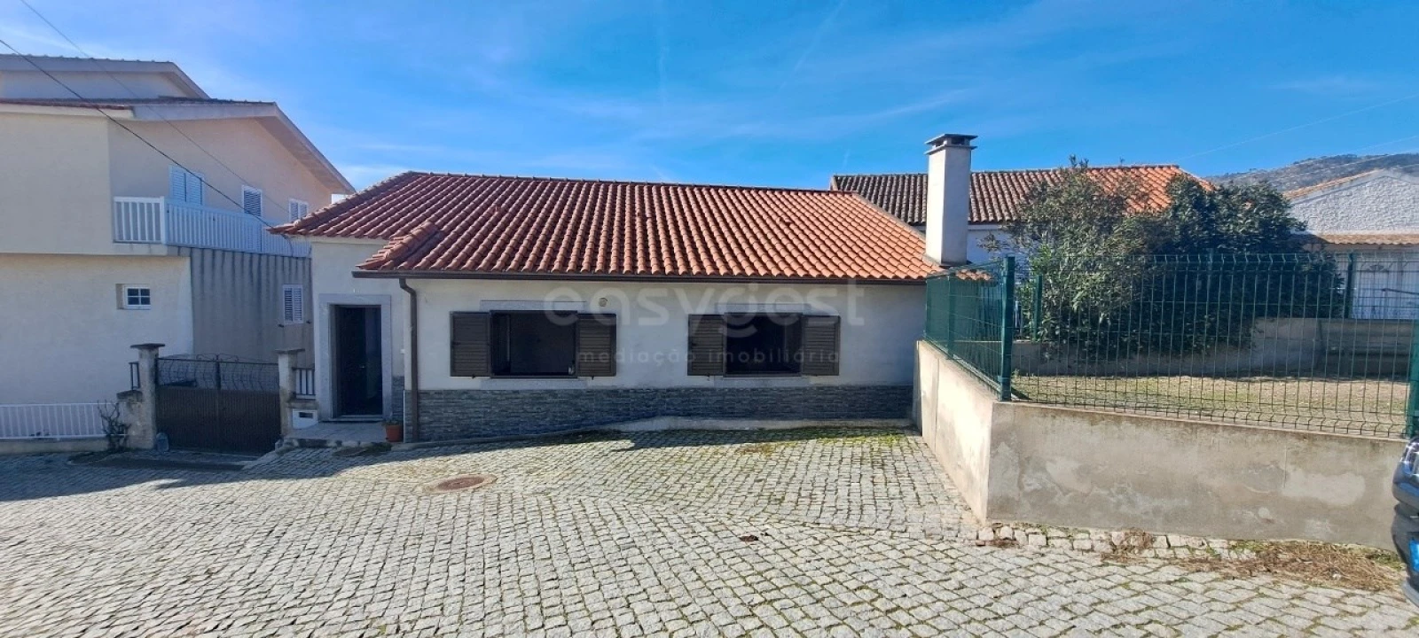 Moradia T3 para Venda em Cabeça Boa Foto 1