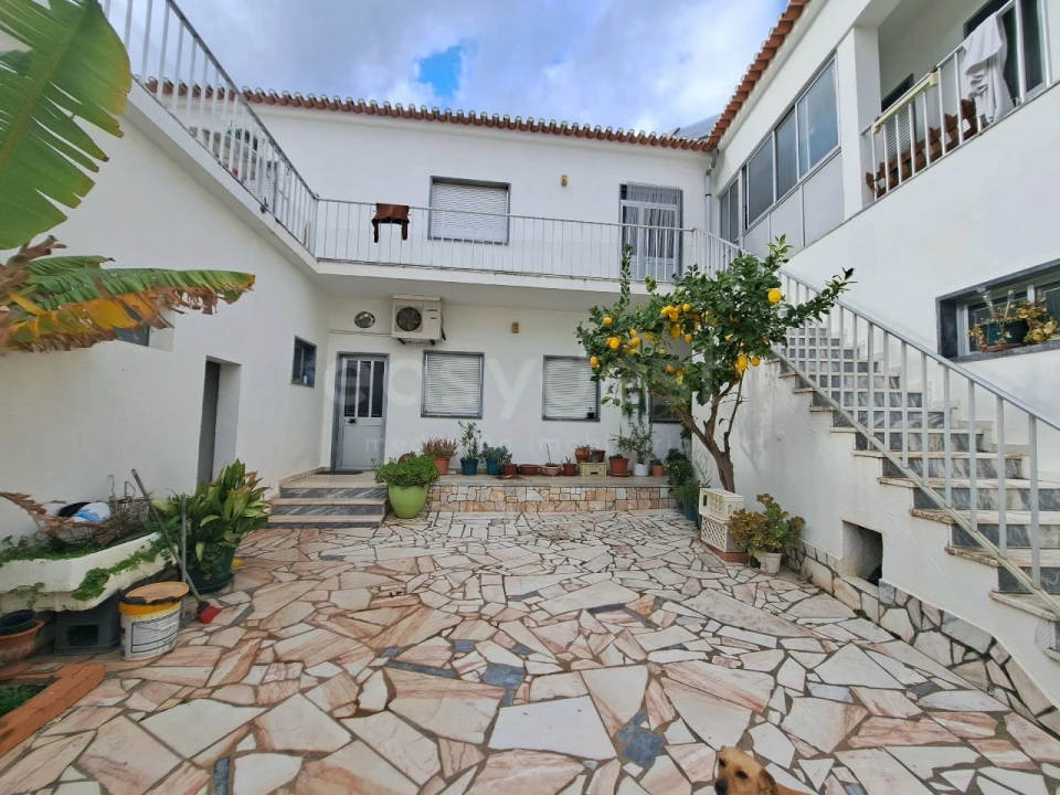 Moradia T6 para Venda em Entradas Foto 1