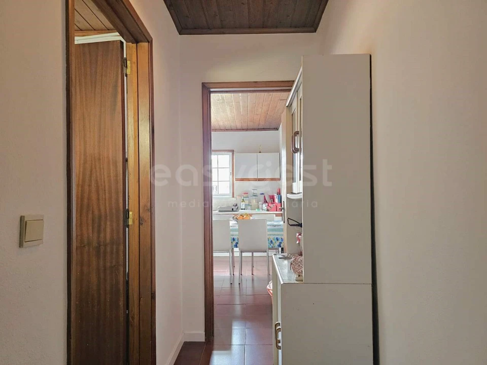 Moradia T2 para Venda em Capelas Foto 9