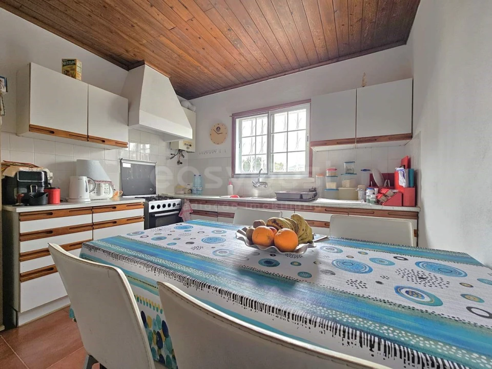 Moradia T2 para Venda em Capelas Foto 11