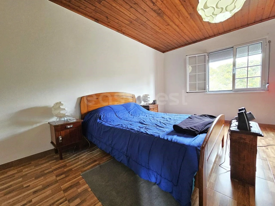 Moradia T2 para Venda em Capelas Foto 15