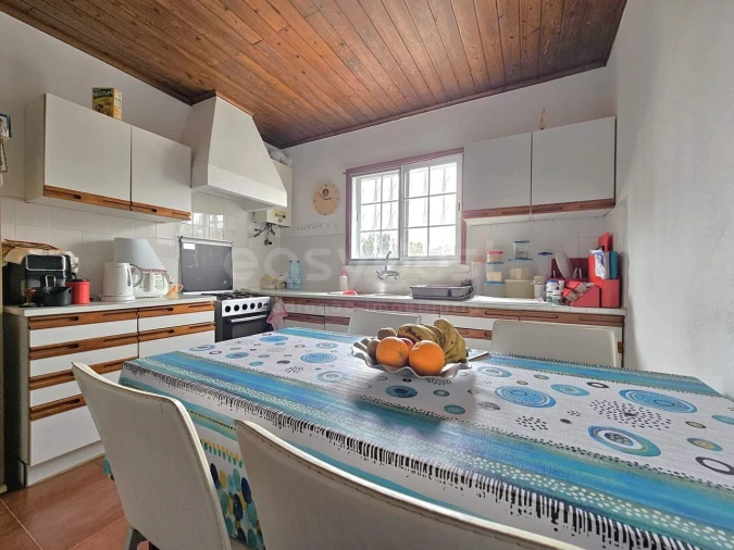 Moradia T2 para Venda em Capelas Foto 11