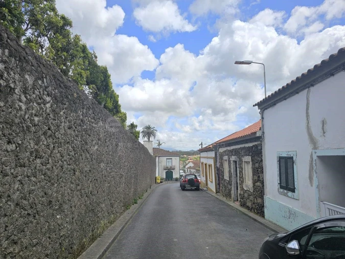 Moradia T2 para Venda em Capelas Foto 32