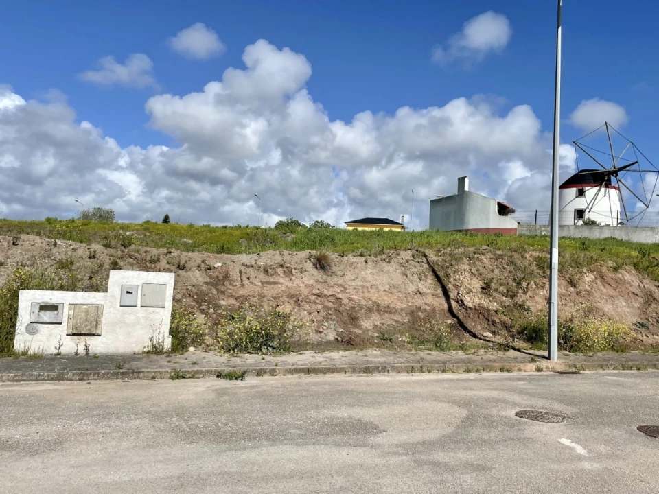 Terreno para Venda em Lourinhã e Atalaia Foto 1