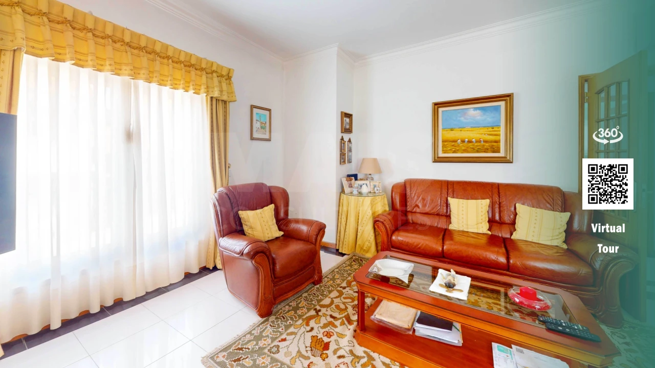 Moradia T4 para Venda em Ramada e Caneças Foto 4