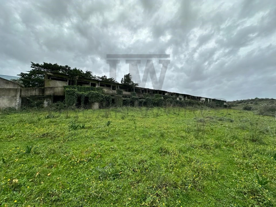 Terreno Comércio / Armazém para Venda em Venda do Pinheiro e Santo Estêvão das Galés Foto 8