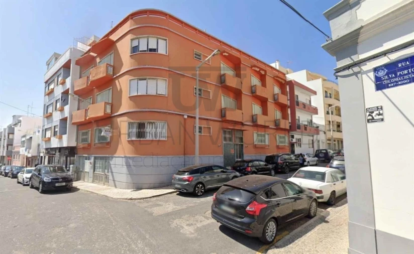 Negócio para Venda em Faro (Sé e São Pedro) Foto 1