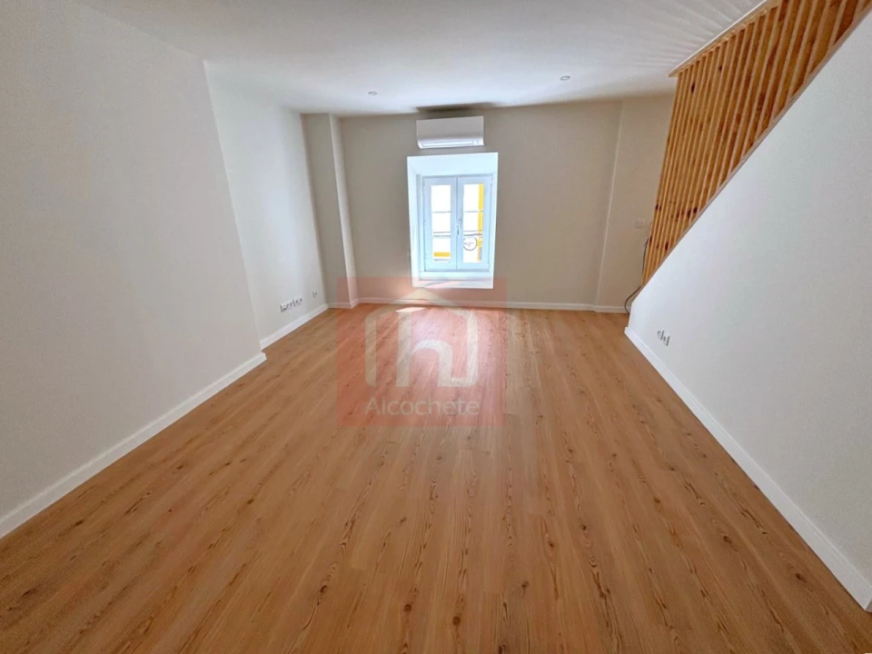 Apartamento T2 para Venda em Alcochete Foto 6