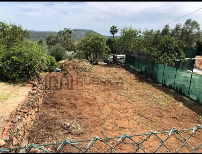 Terreno para Venda em Querença, Tôr e Benafim Foto 2