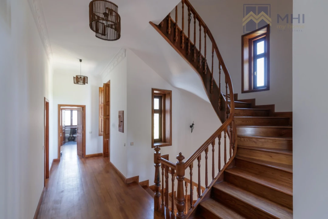 Moradia T6 para Venda em Abragão Foto 41