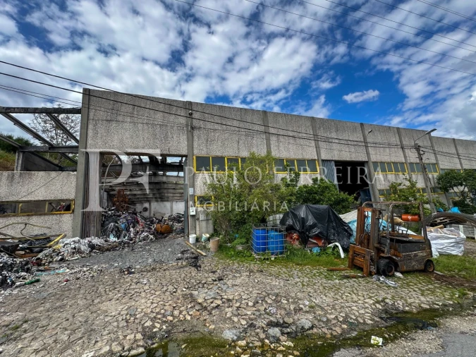 Armazém para Venda em Areias, Sequeirô, Lama e Palmeira Foto 2