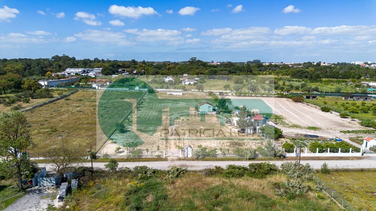 Terreno para Venda em Alhos Vedros Foto 2