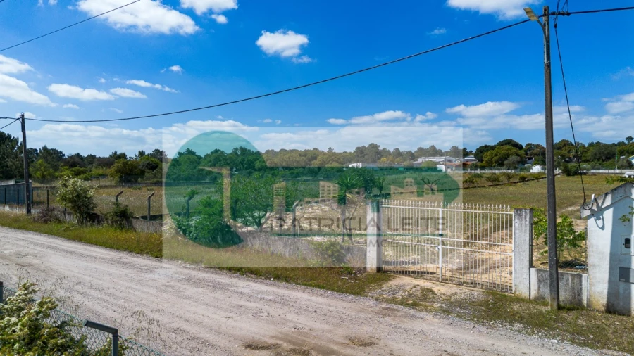 Terreno para Venda em Alhos Vedros Foto 3