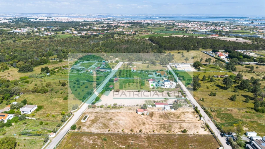Terreno para Venda em Alhos Vedros Foto 9