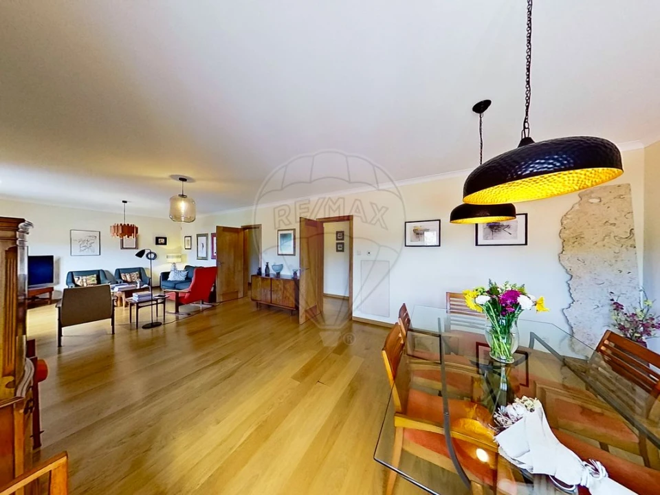 Moradia T3 para Venda em Carvoeira e Carmões Foto 15