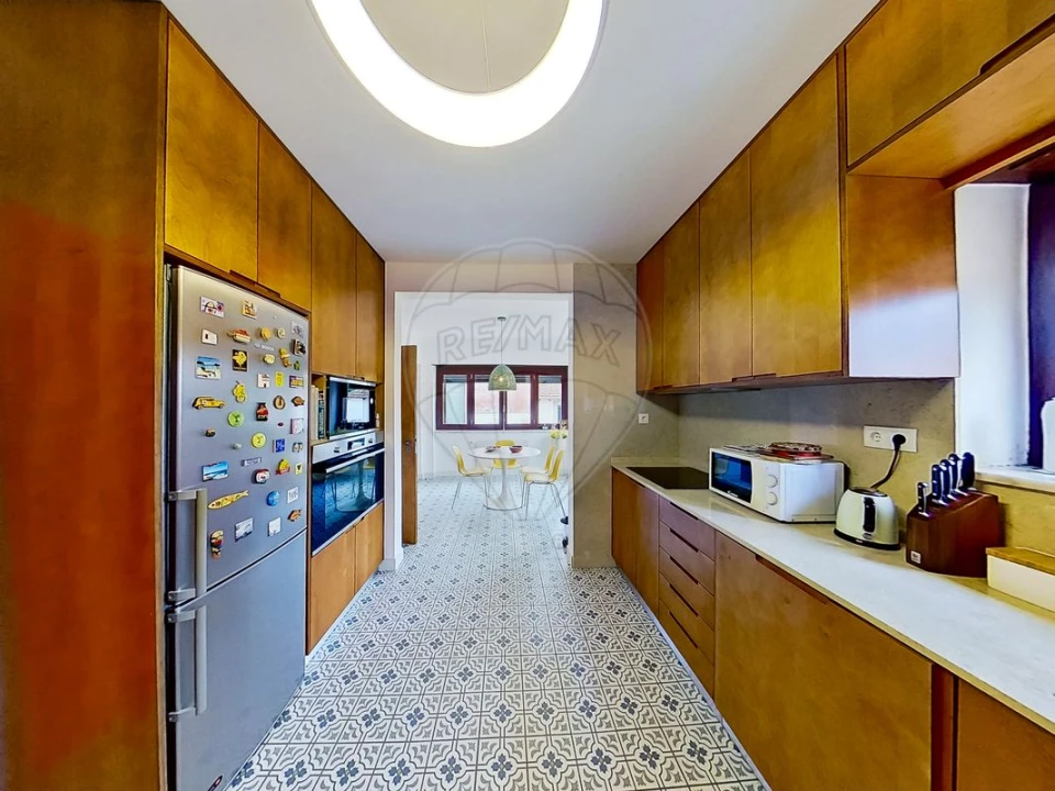 Moradia T3 para Venda em Carvoeira e Carmões Foto 22