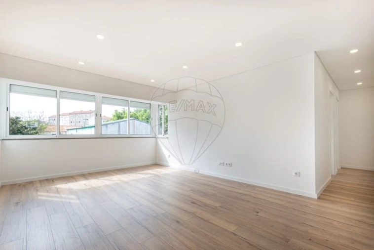 Apartamento T3 para Venda em Olivais