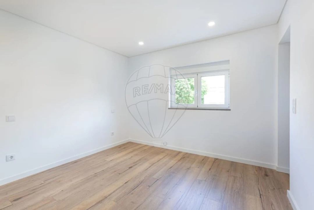 Apartamento T3 para Venda em Olivais Foto 13