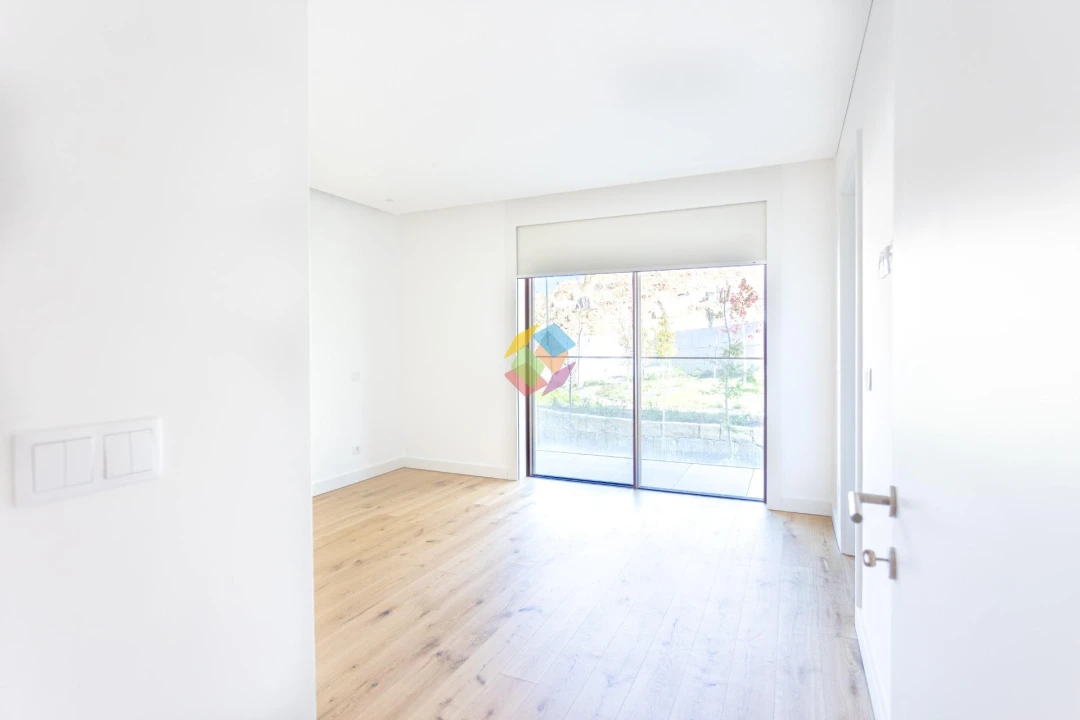 Apartamento T2 para Venda em Canidelo Foto 11